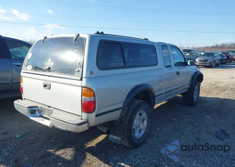 2001 Toyota Tacoma from USA, damaged, VIN 5TEWM72N71Z743868